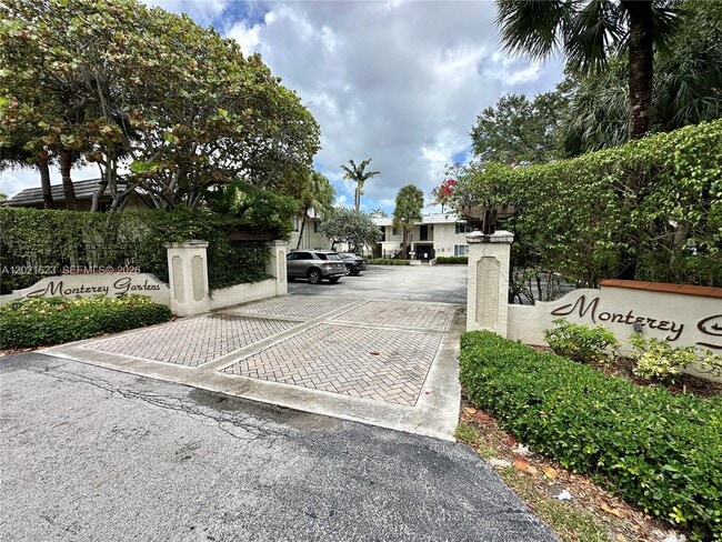 Photo - 8617 SW 68th Ct Unidad 26