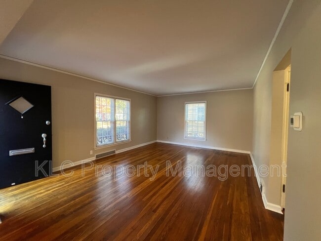 Photo - 4322 Northwest Dr