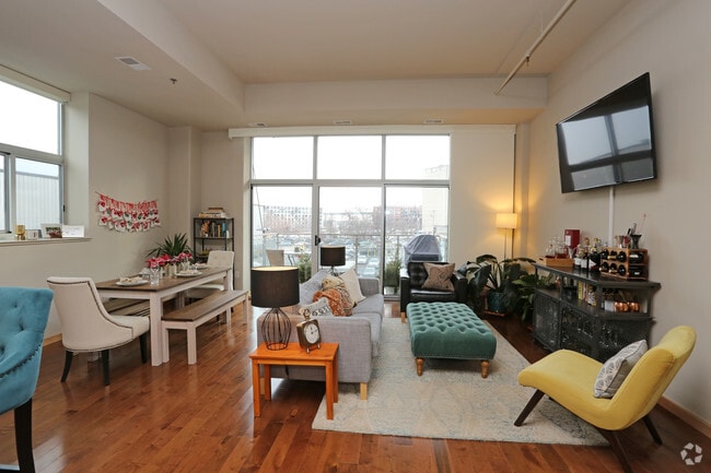 1BR, 1BA - Oregon Apartments