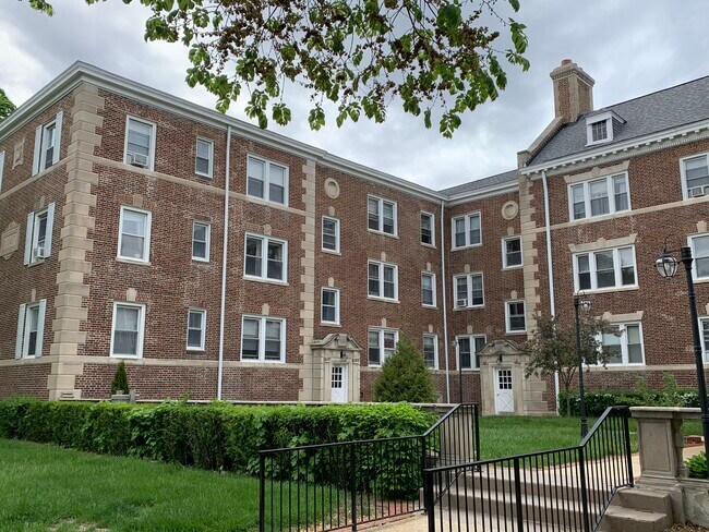 Photo - 4604 Grove St Unit B1