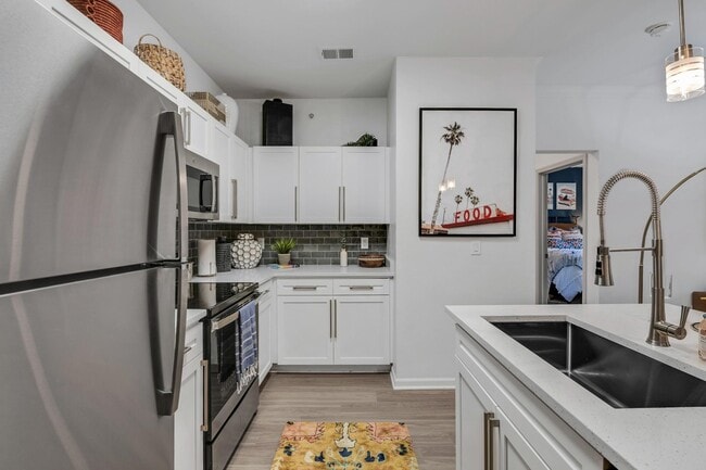 Photo - Aventura Clear Creek