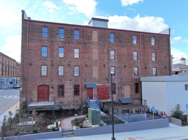 Building Photo - TB Fitzgerald Rental