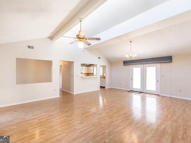 Photo - 105 Vinewood Ct