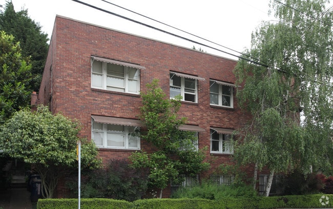 Photo - Harrison Court