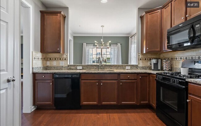 Photo - 246 Sills Ln