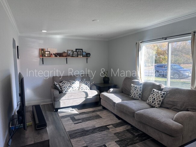 Photo - 901 S Alcott St