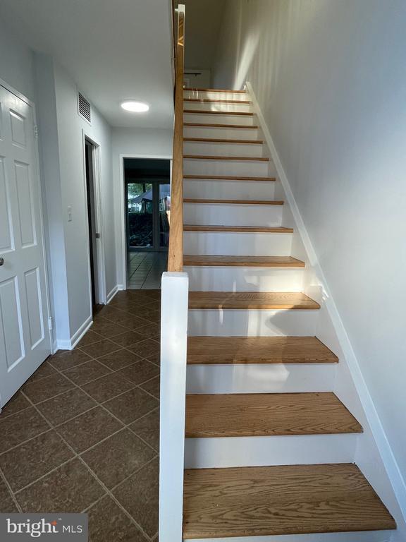 Building Photo - 108 G St SW