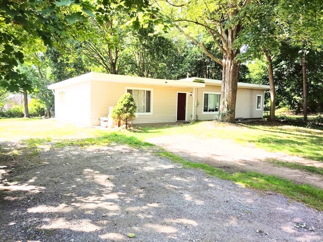 Photo - 671 W Clark Rd Casa Unidad 1