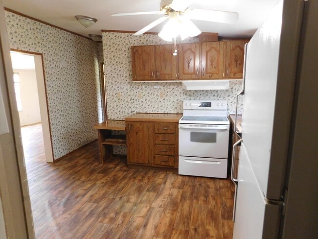 308 Athens Pike