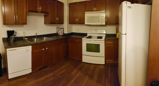 Photo - 9230 93 Ave Unité 101