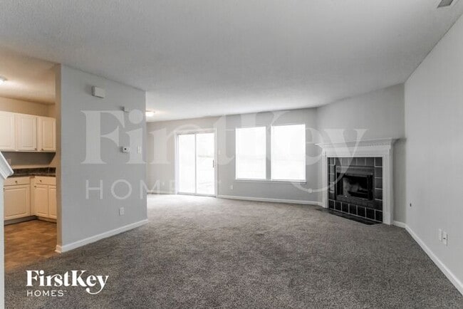 Photo - 5980 Redcliff S Ln