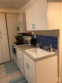 Building Photo - 56 Hobson St Rental