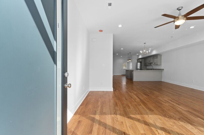Photo - 527 N 1st St Unidad B
