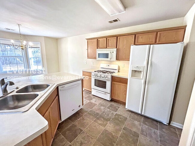 Photo - 5106 Centennial Creek View NW