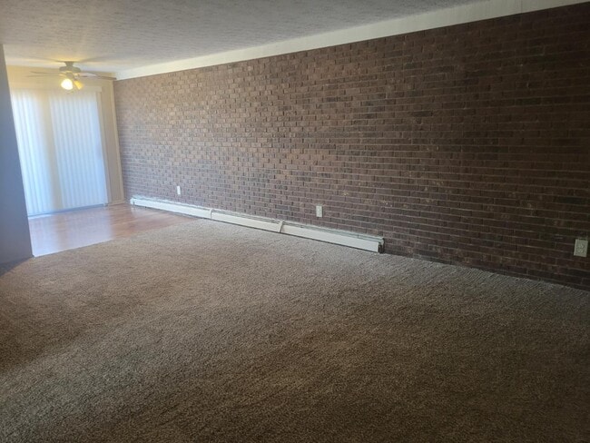 Photo - 20-32 Church St