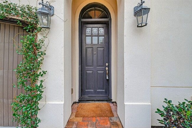 Photo - 10917 Upland Park