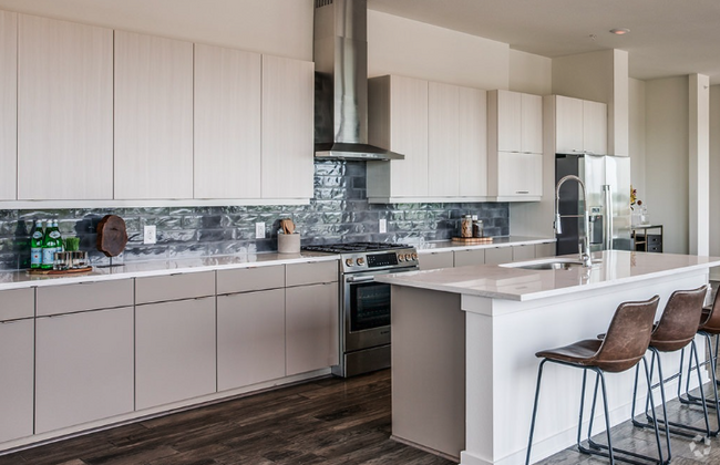 Building Photo - 7434 Coronado Ave Unit 1128 Rental