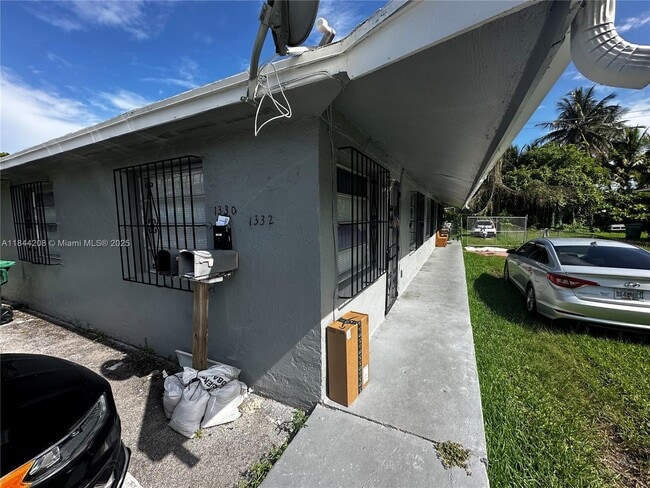 Photo - 1330 NE 111th St Unit 1330