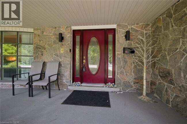 Photo - 15 Wildwood Pl