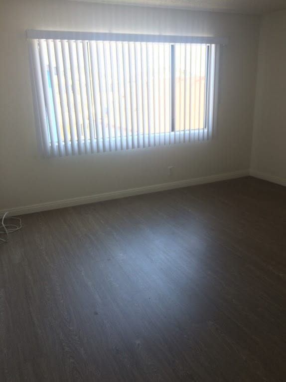 Photo - 11431 Cedar Avenue