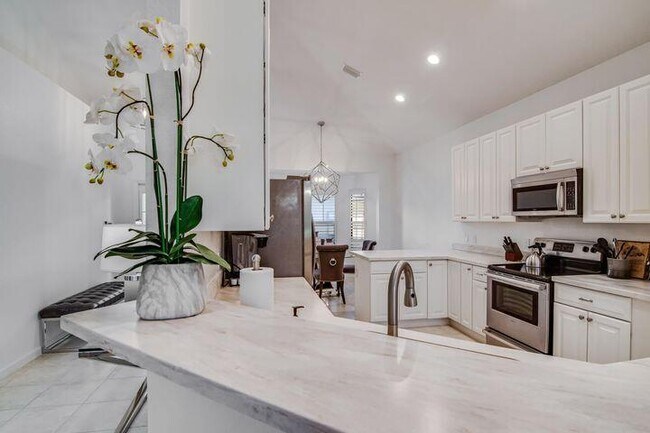 Photo - 2156 Wightman Dr