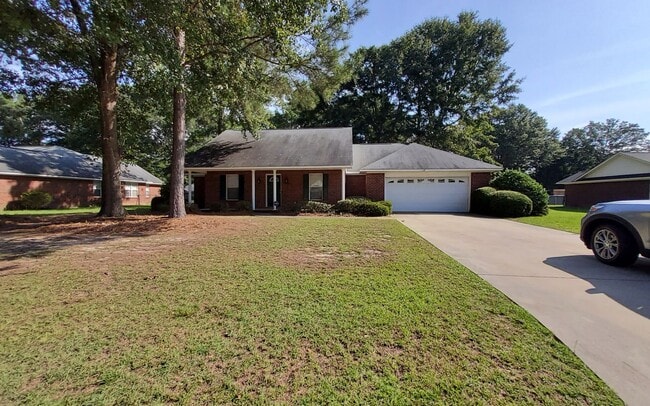 Building Photo - Beautiful Home in Wintergreen Subdivision!