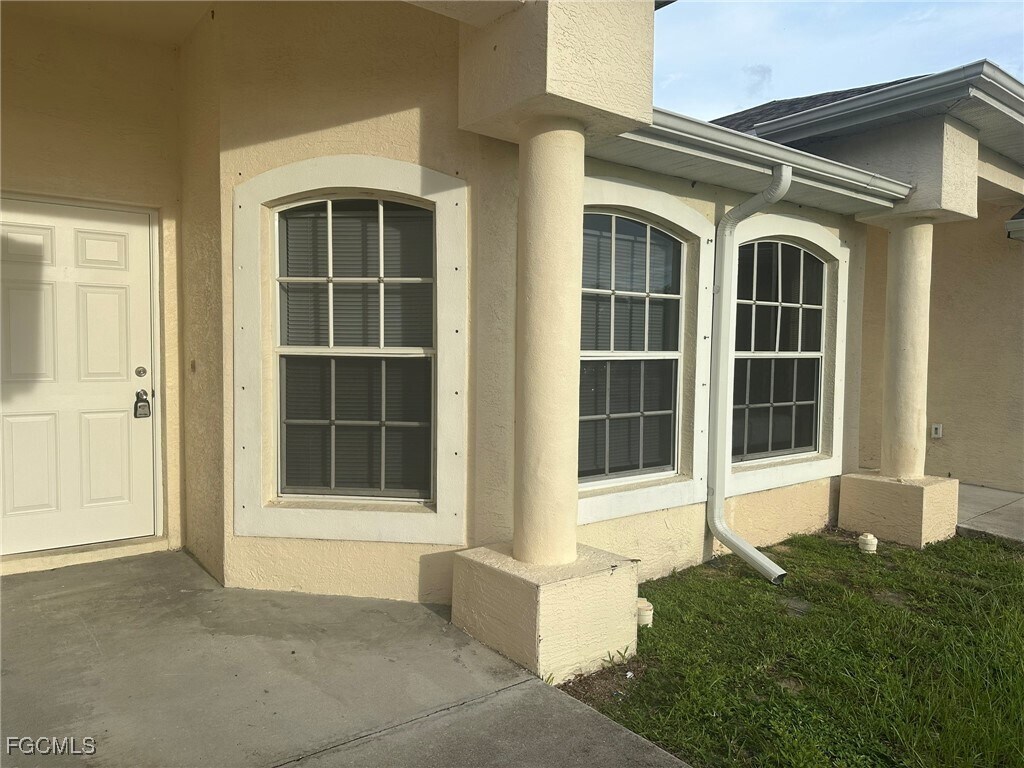 Photo - 423 SE 23rd Pl
