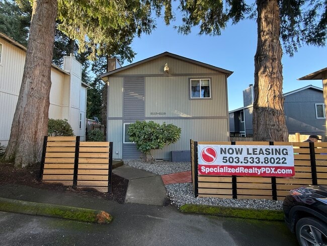 Building Photo - 5115 SW 62nd Ave