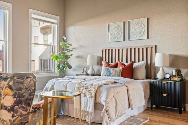 Photo - Gorgeous loft style condo in Downtown FC! Unit 102