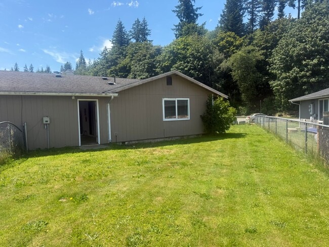 Photo - 11217 N Skagit St Unit A