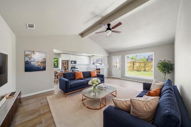 Photo - 7530 Millbrae Ln