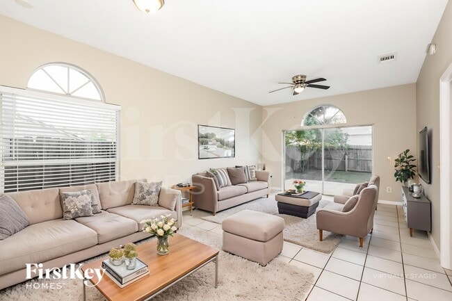 Photo - 1047 Whittier Cir