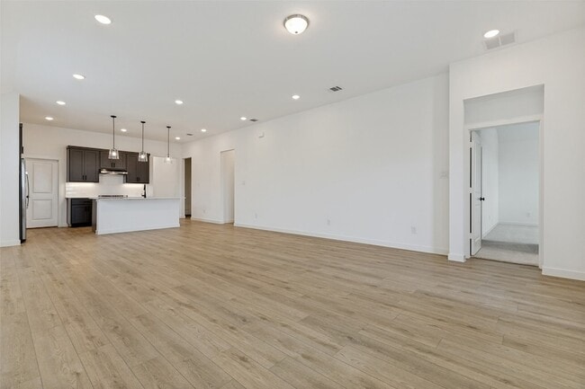 Photo - 4303 Crossvine Ln