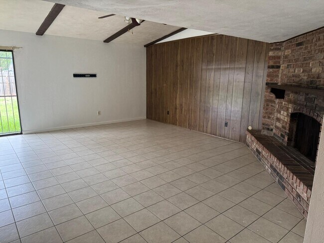 Photo - 6110 W Ridgecreek Dr