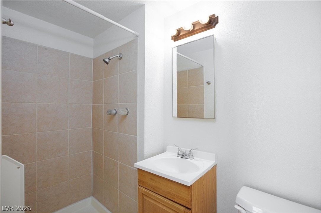 Photo - 232 Hillcrest Dr