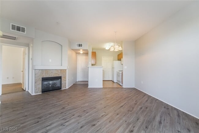 Photo - 7123 S Durango Dr Unit 204