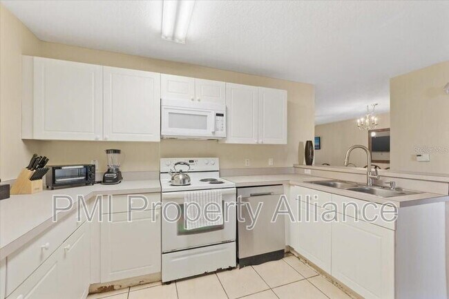 2774 Club Cortile Cir Unit A