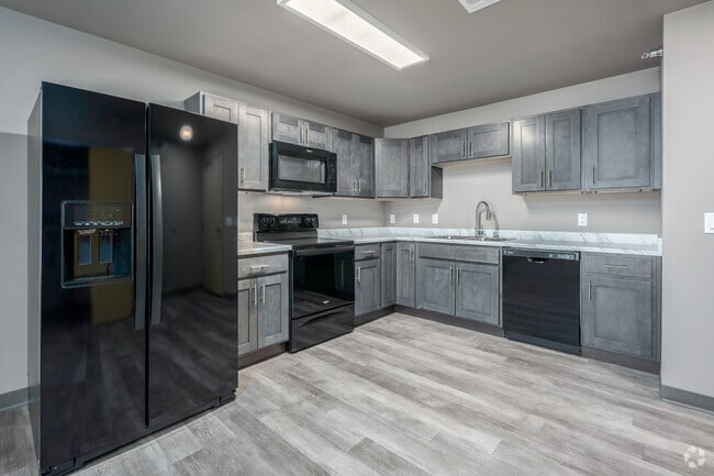 3BR, 2BA - 1450SF - Kitchen