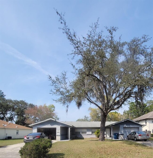 Photo - 10337 Usher St Townhome