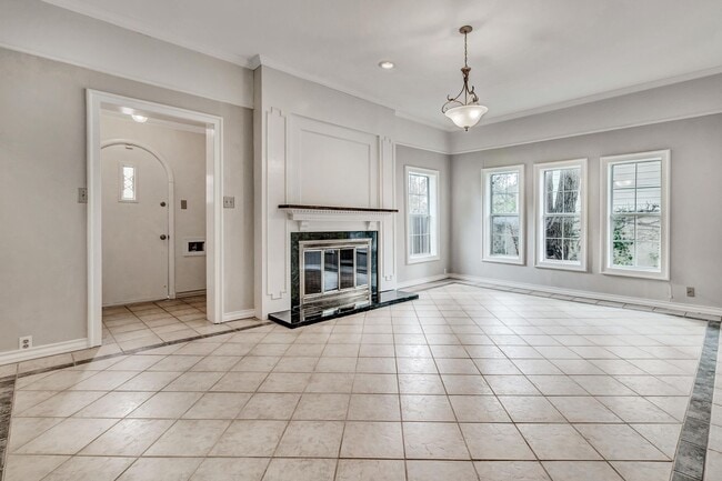 Photo - 3-BEDROOM IN ALAMO HEIGHTS W/ POOL