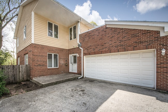 Photo - 840 N Northwest Hwy