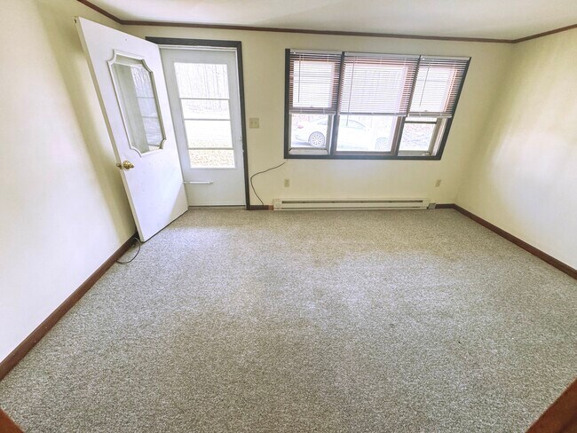 Photo - 19 Oakwood Dr Unit 19 Oakwood Drive