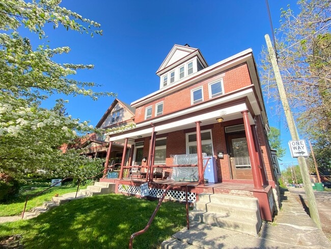 Building Photo - Michigan Ave 1495-1497 TNB Unit 1497 Rental