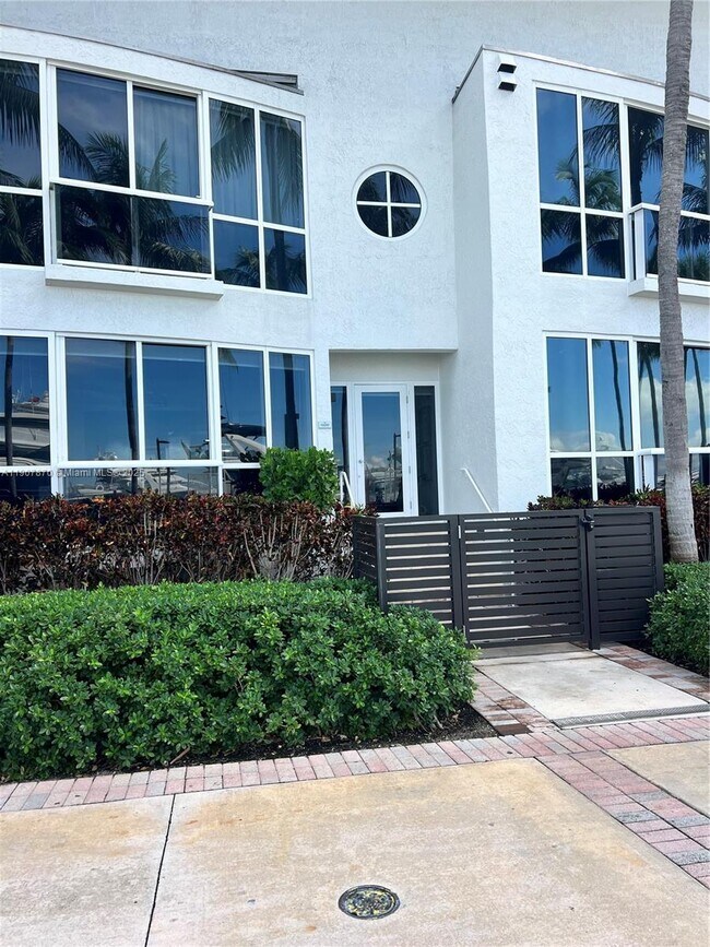 Photo - 400 Alton Rd