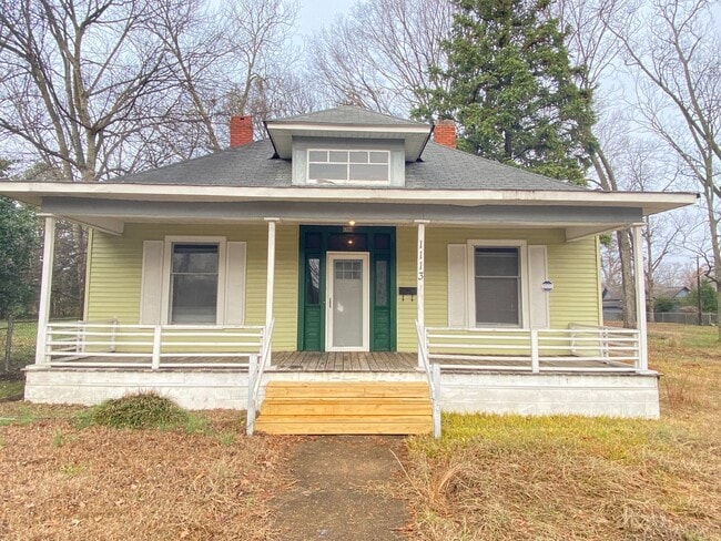 Photo - 1113 Peachtree St Casa