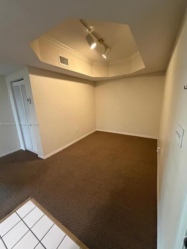 Photo - 200 SW 117th Terrace Unidad 10208