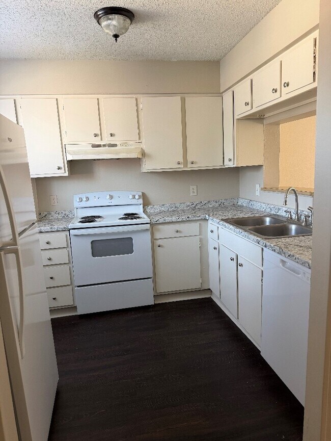8911 GSRI Ave Unit 1307