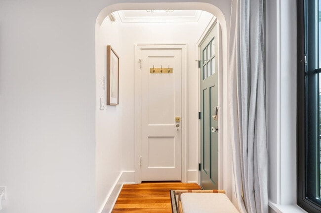 Photo - 2457 4th Ave W Unidad SI ID1035899P