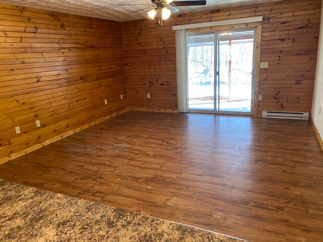 Photo - 1073 Lakeshore Unidad 1073