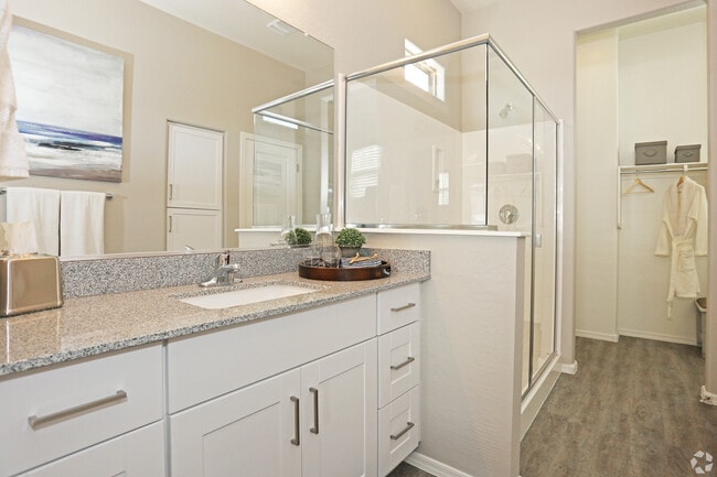 2BR, 2BA - Sunset - 1,022 SF